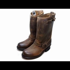 Frye Distressed Leather Brown Moto Boots Size 8.5